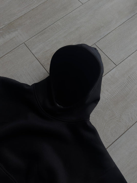 BLACK HOODIE